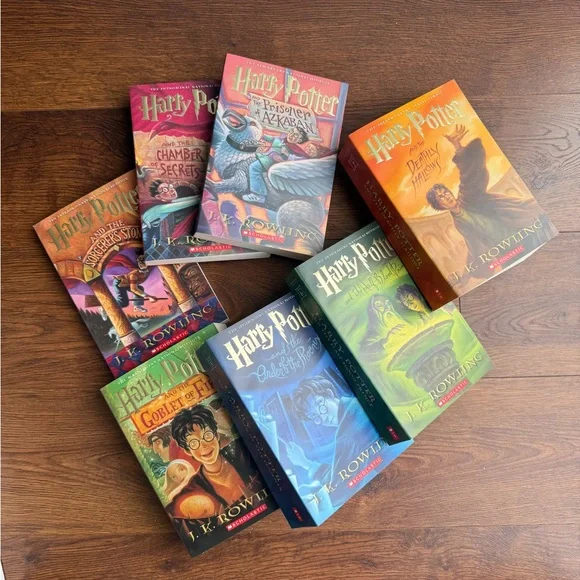 Harry Potter Paperback Book Set - Picture 6 of 6